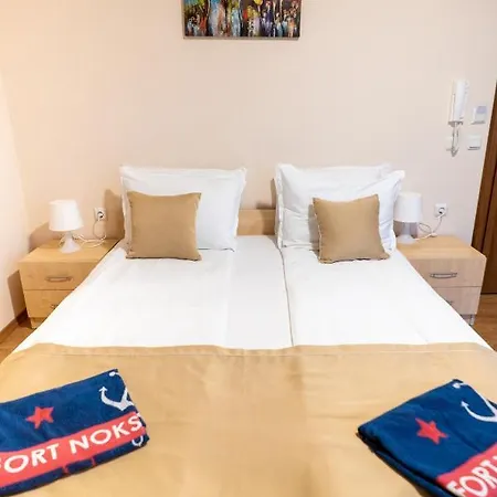 Private Apartament In Premier Fort Beach Apartment *